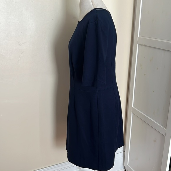 Trina Turk Aroma Classic Navy Blue Women's Shift Dress with Cutouts - NWT - 14 - Picture 7 of 13